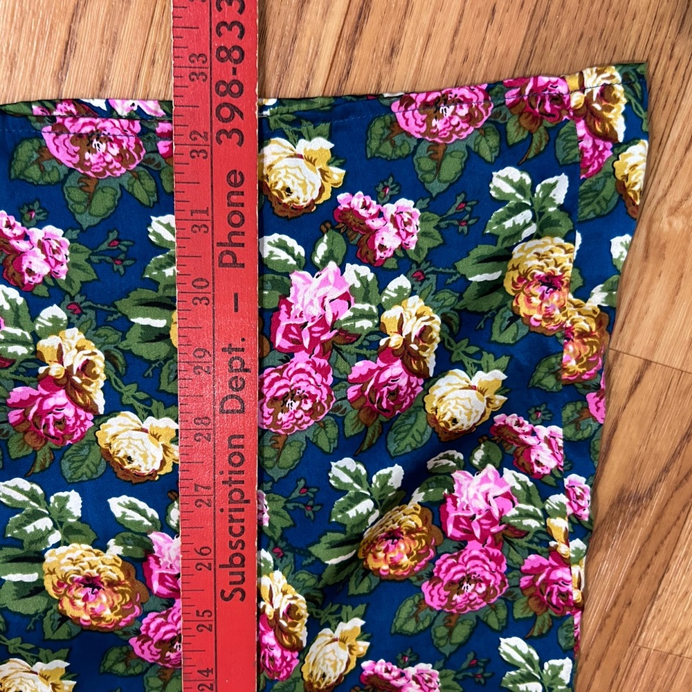 Victoria’s Secret Gold Label Robe Silk Floral No Belt Button Pockets One Size - Picture 8 of 8